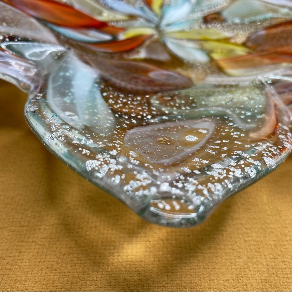Vintage Venetian Murano art glass leaf shape bowl / dish - Picture 7 of 11